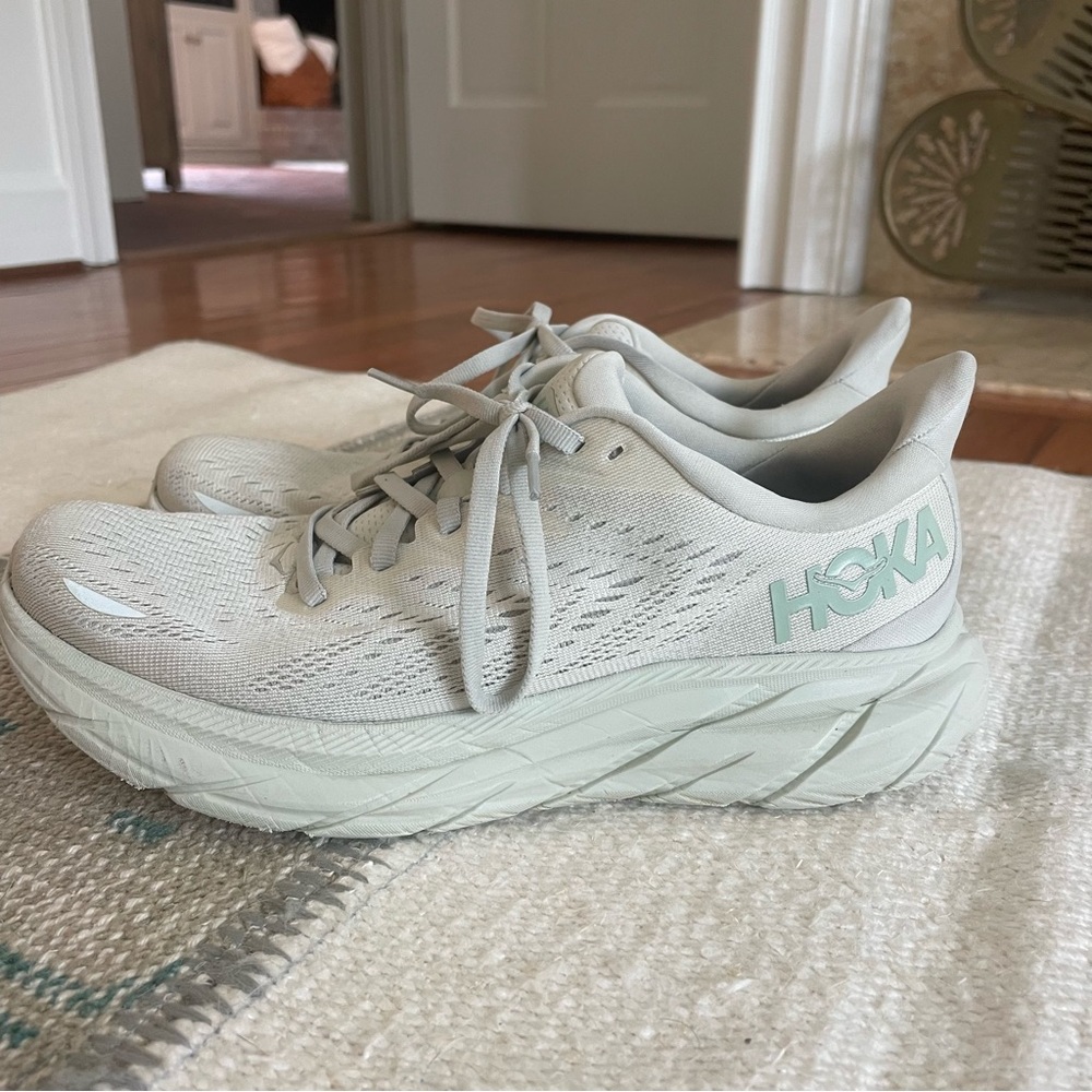 HOKA CLIFTON 8 RUNNING SHOES